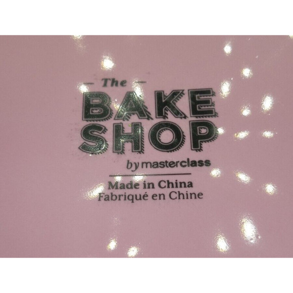 The Bake Shop by Master class Pink & ivory Mixing bowl w handle 8 3/4" x 6" - Picture 10 of 10